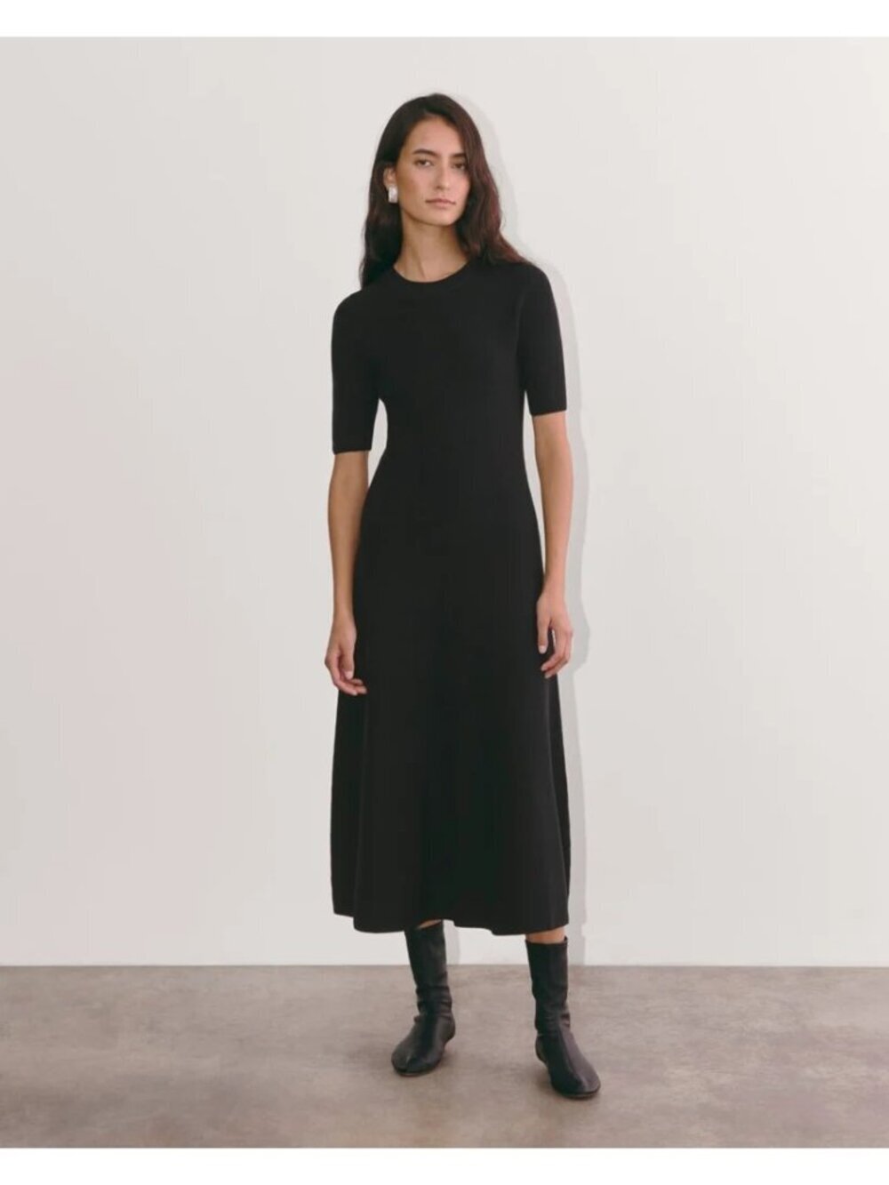 Everlane Black Ribbed Short-Sleeve Midi Dress XS Wool Cotton Blend Minimalist